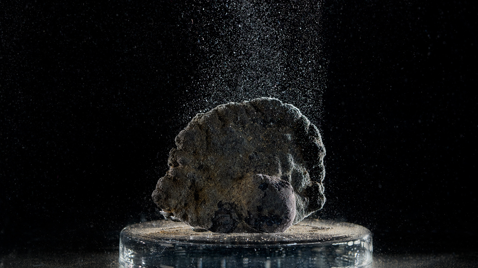 Deep-sea landers to probe mysterious source of 'dark oxygen